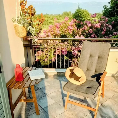 Romantic Loft Apartment *